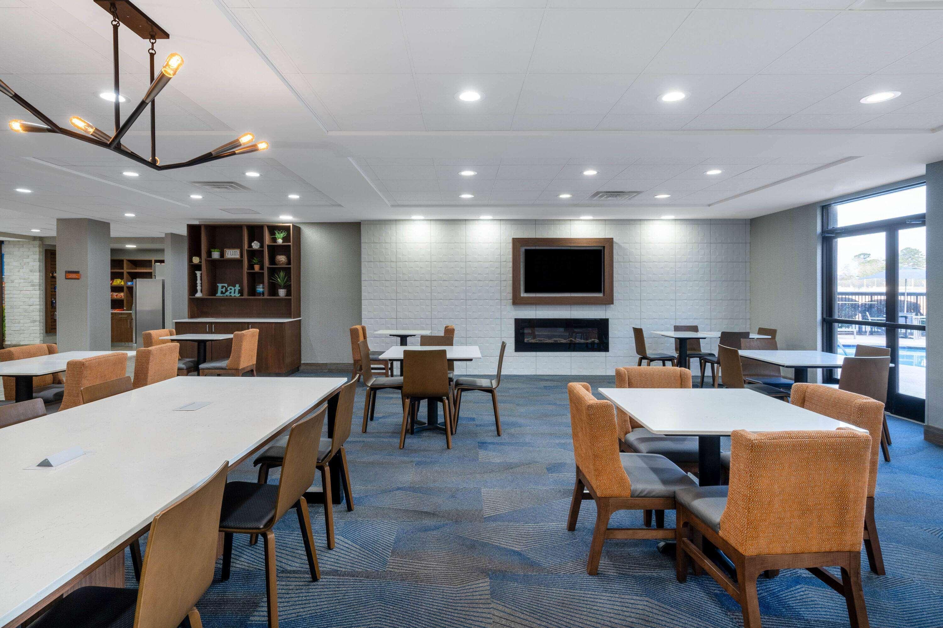 La Quinta Inn & Suites By Wyndham-Albany Ga Εξωτερικό φωτογραφία